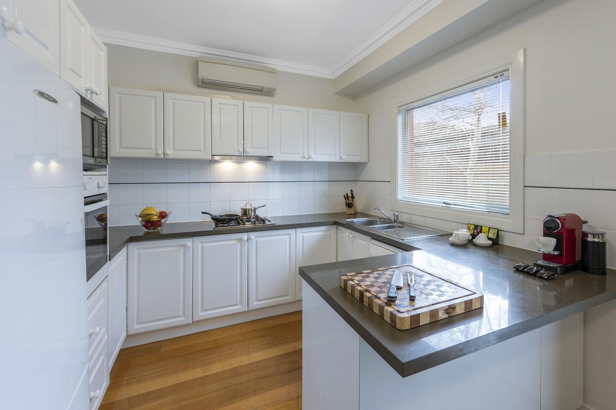 Kimberley Gardens Hotel, Serviced Apartments And Serviced Villas Melbourne Exterior foto