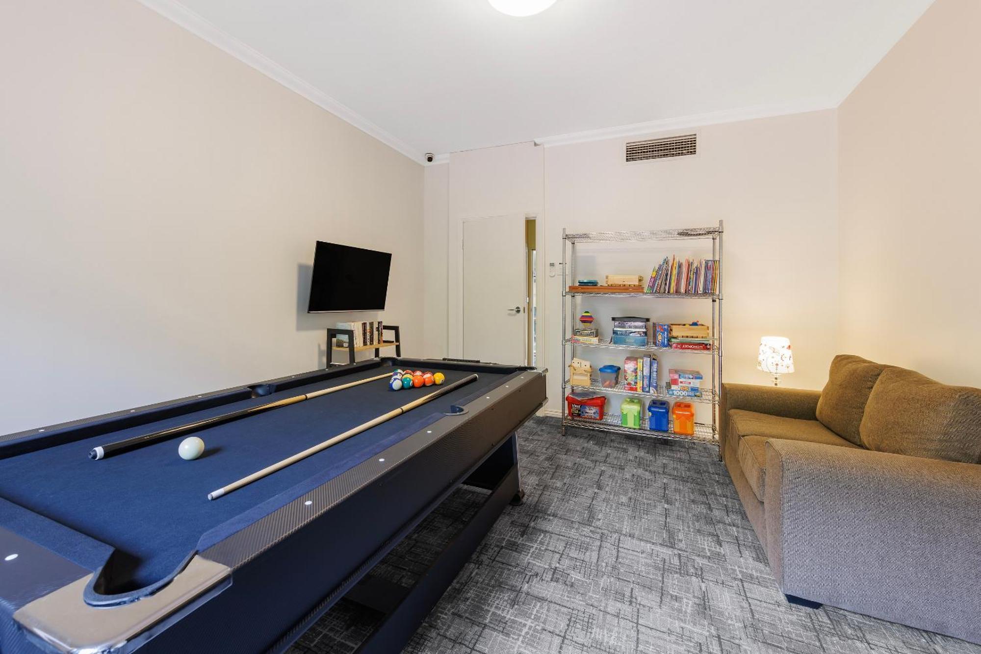 Kimberley Gardens Hotel, Serviced Apartments And Serviced Villas Melbourne Exterior foto